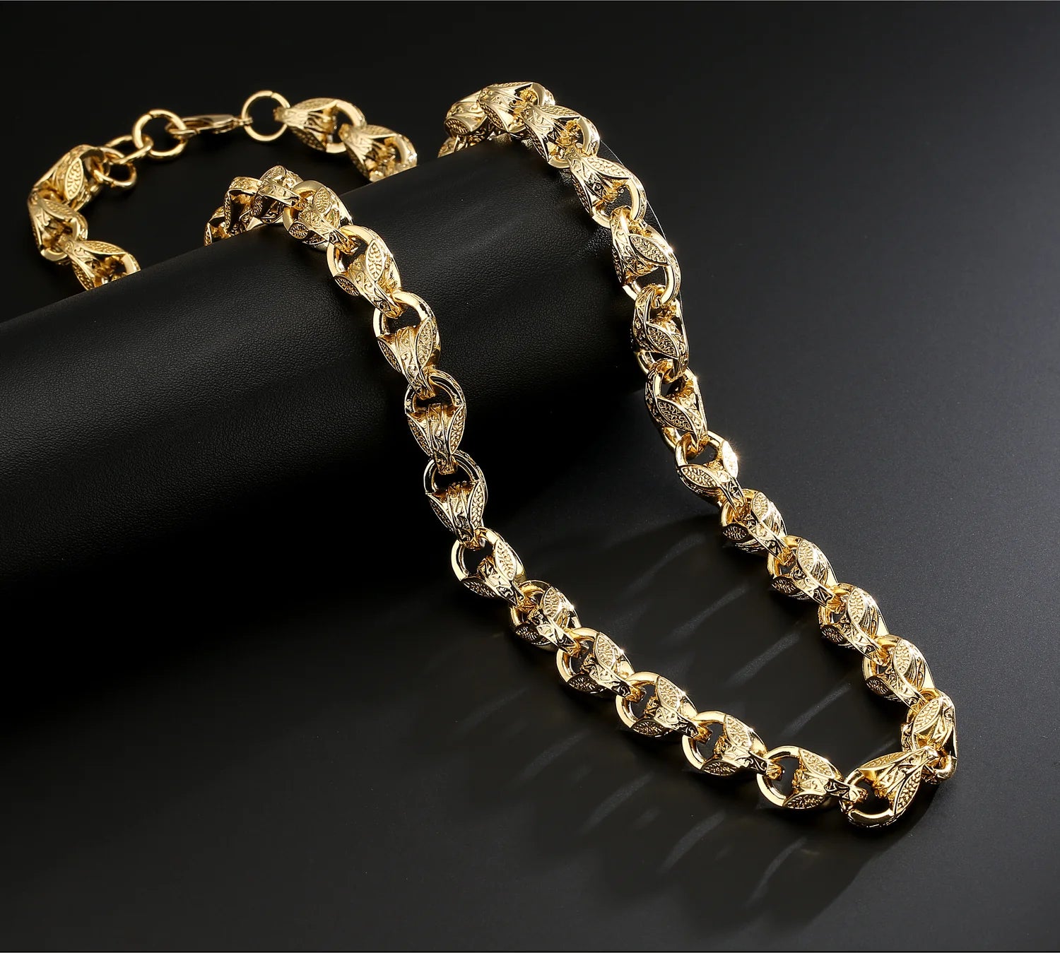 GOLD 12MM 3D TULIP CHAIN