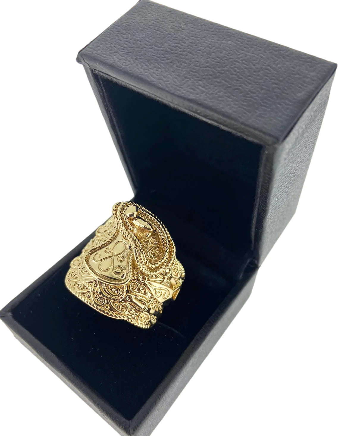 GOLD SADDLE RING