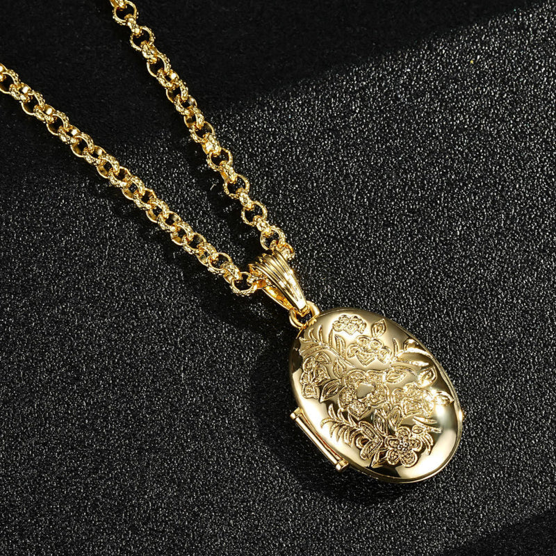 PREMIUM GOLD OVAL LOCKET WITH FLORAL DESIGN